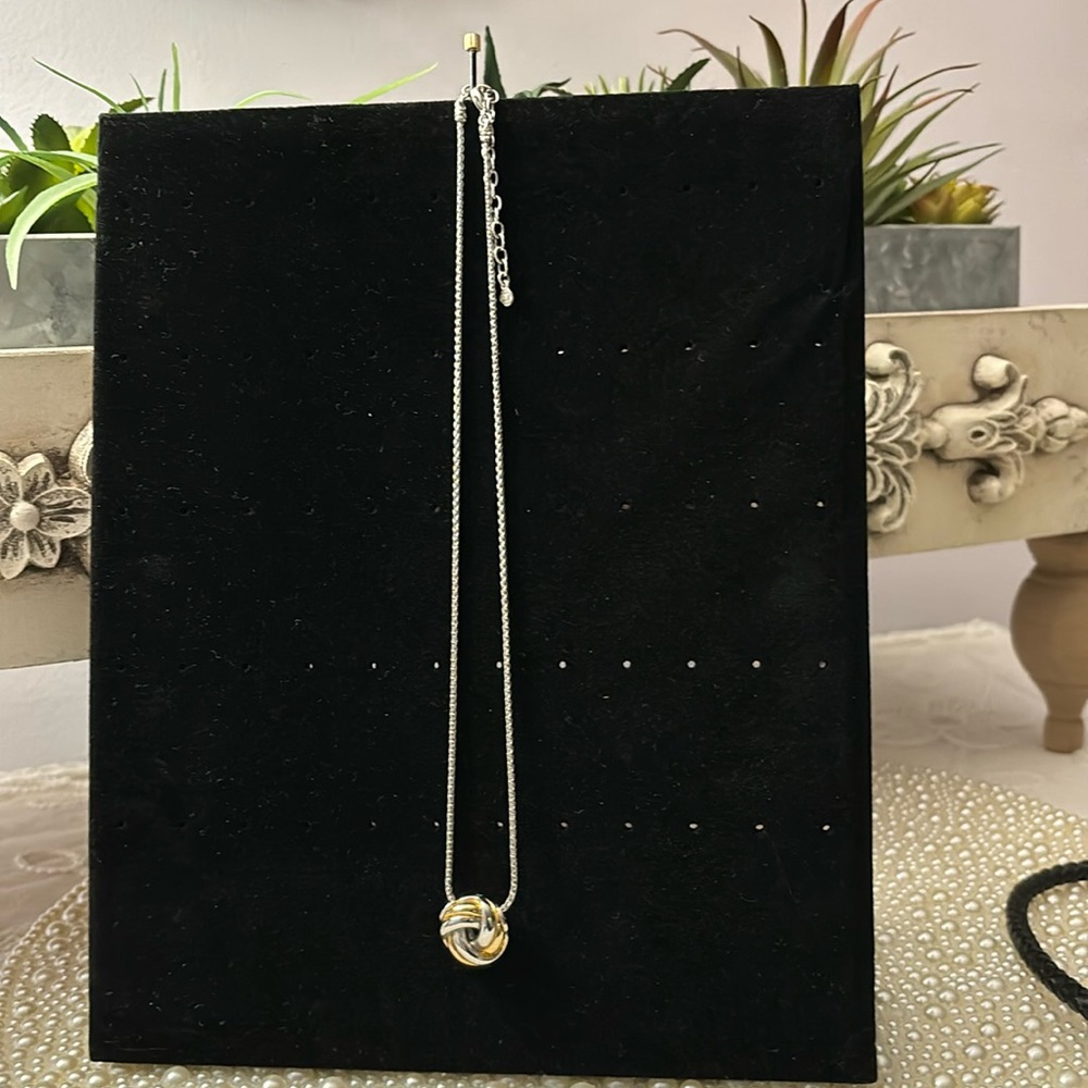 John Mederios necklace